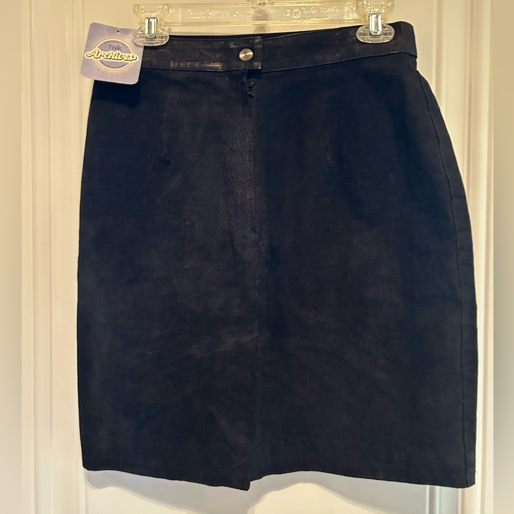 Global Identity Black Leather Skirt in Size 11/12
